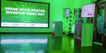 Safaricom backs Spark Accelerator’s second cohort, offering early-stage startups funding, product development, and investor networking opportunities.