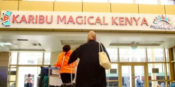 Visa-free policy and airline expansion drive Kenya’s tourism sector, lifting arrivals 48% and reinforcing the country’s position as a regional travel hub.